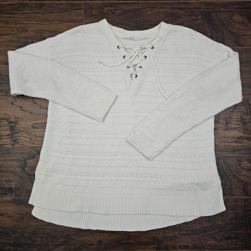 Athleta Womens Small Lace-Up White V neck Textured Sweater Clean Girl Cozy Top